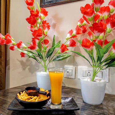 Hotel Tej Inn Plaza Near Igi Airport Delhi Нью-Делі Екстер'єр фото